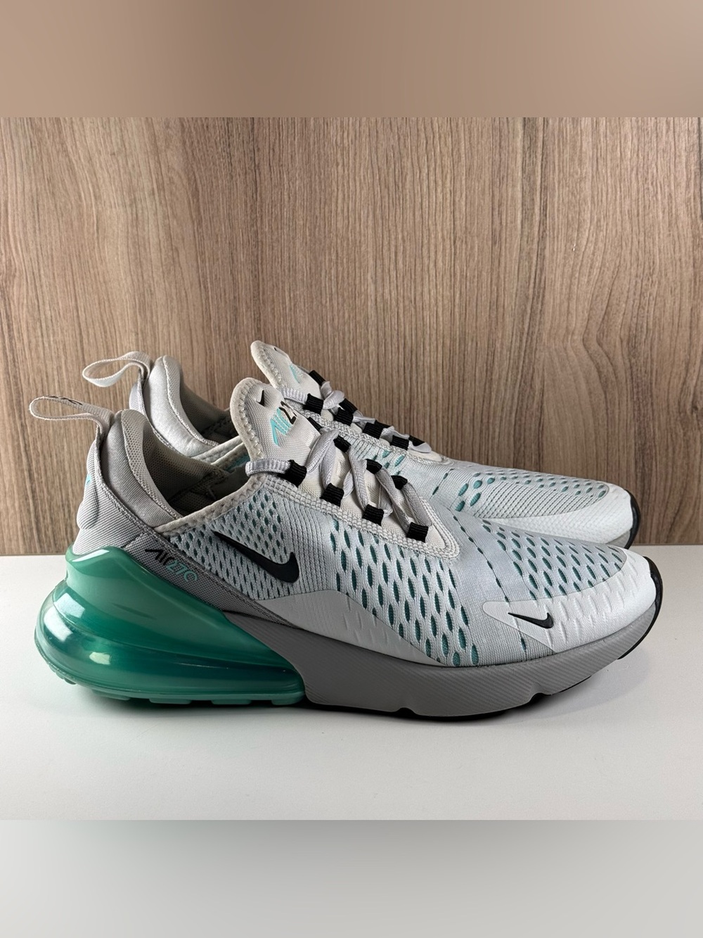Nike Air Max 270 Platinum Grey / Aurora Teal AH6788-025 Women’s Size 8